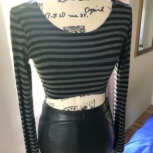 Lovers and Friends long sleeve cropped top